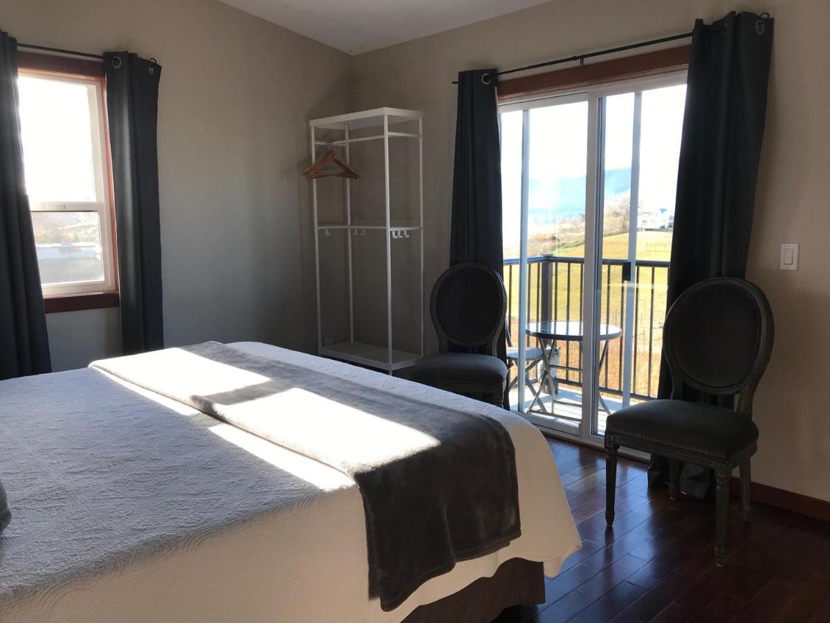 Wesbert Winery & Guest Suites Пентиктон Экстерьер фото